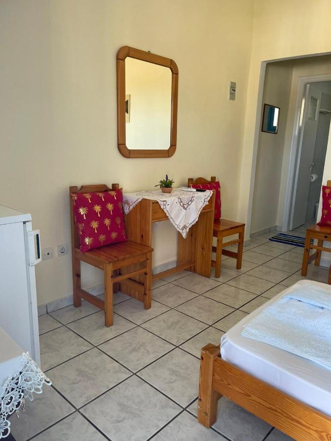Mihaela Apartments Sifnos Fáros Exterior photo
